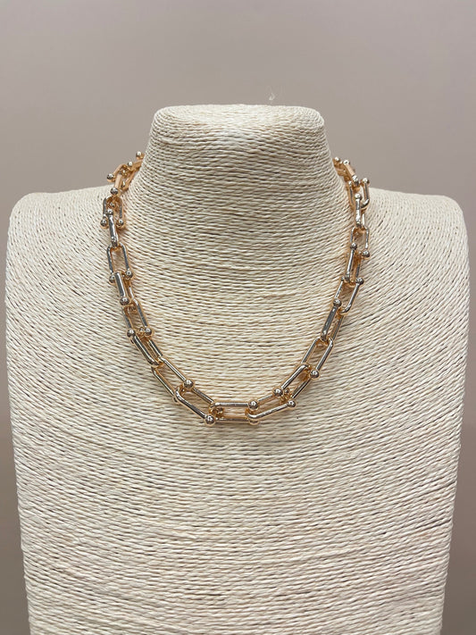 Chunky Chainlink Necklace image 0
