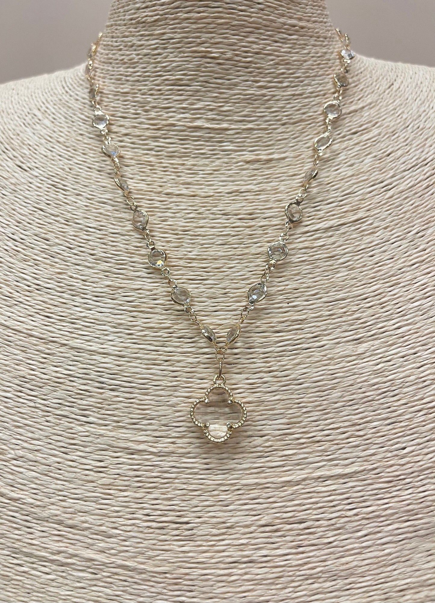 The Crystal Beauty image 1