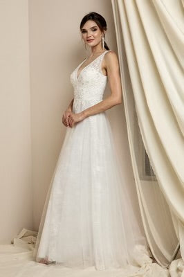 The MaryAnn Bridal Gown image 2