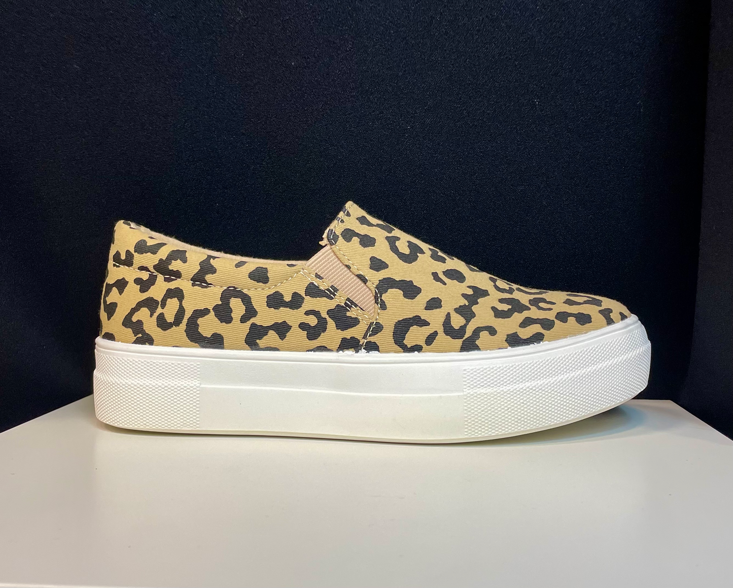 The Easy Girl Sneaker image 4