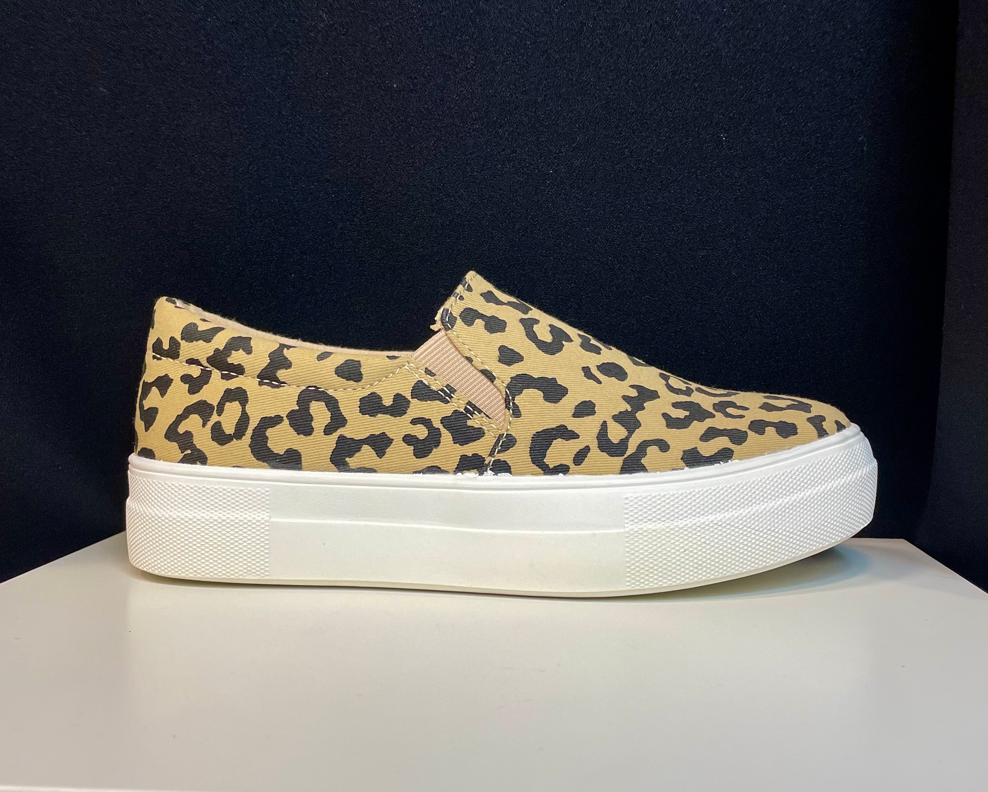 The Easy Girl Sneaker image 4