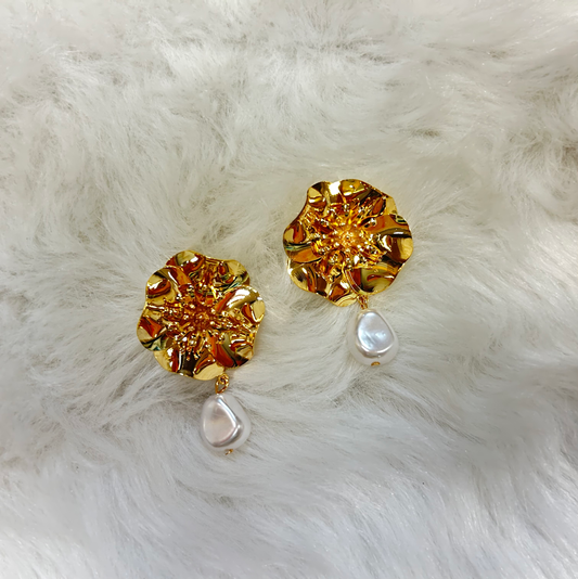 Flower Drop Earrings image 0