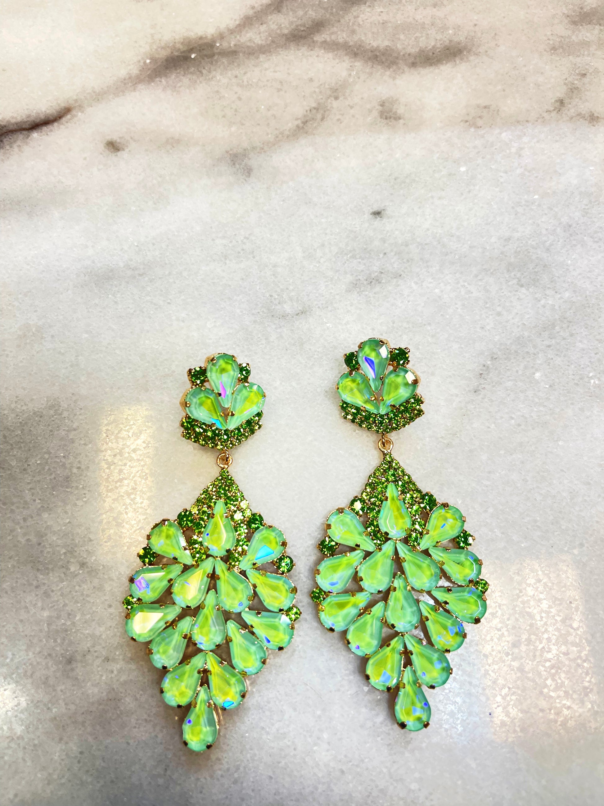 Green Elegance Earrings image 0