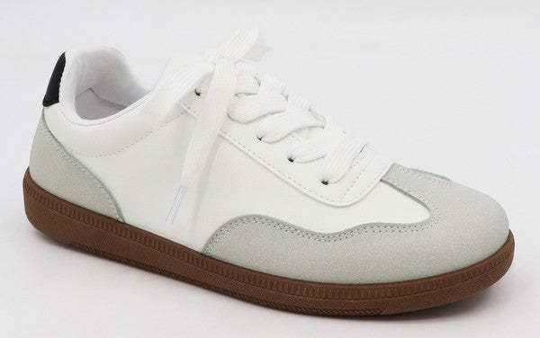 Teasley Sneaker image 4