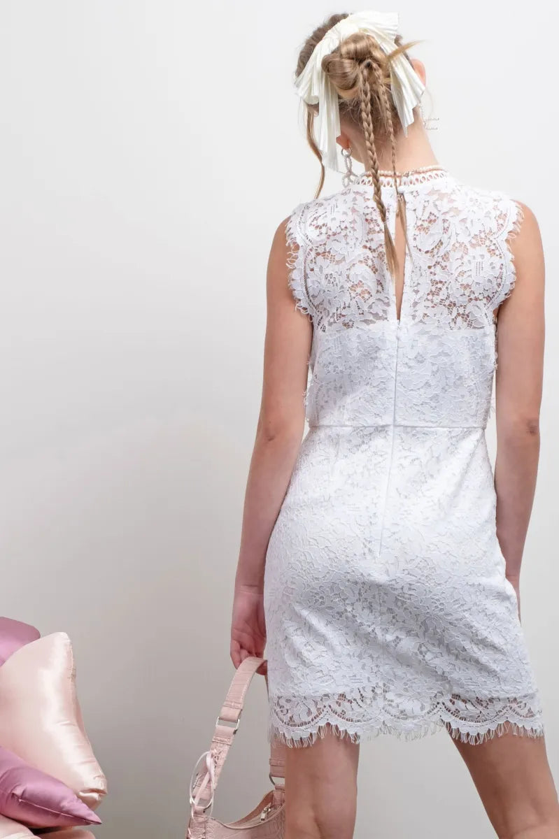 Scalloped Lace Sleeveless Dress image 2