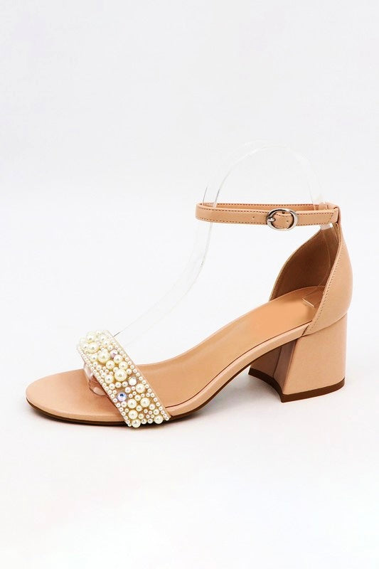 The Ageless Heel image 0